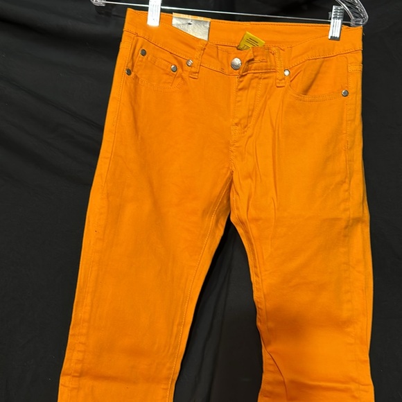 NWT Rico jeans 3/4 Do Not adjust your screen. They are mustard color. - Picture 2 of 6